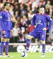 Các chân sút MU bế tắc.