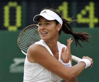 Ana Ivanovic không còn ngại "Williams chị" như hai lần gặp trước.