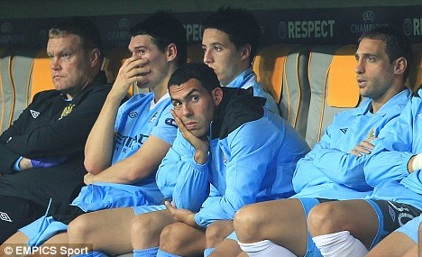 Tevez được giảm mức phạt nhờ sự can thiệp từ PFA.