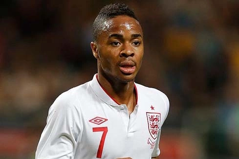 Raheem Sterling trong màu áo tuyển Anh. Ảnh: Sun. Raheem Sterling trong màu áo tuyển Anh. Ảnh: Sun.