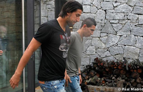 Khedira và Di Maria. Khedira và Di Maria.