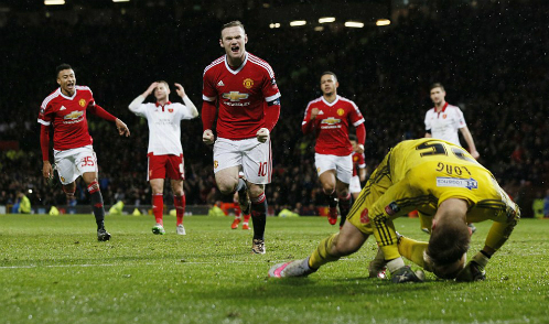 rooney-ghi-ban-phut-bu-gio-giai-cuu-man-utd