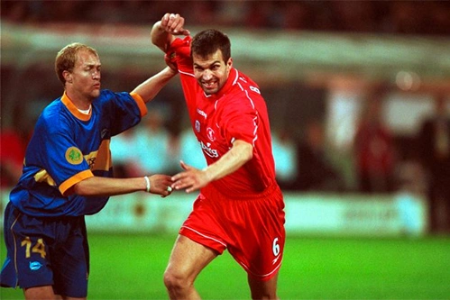 chung-ket-europa-league-nho-ve-ngoi-sao-bang-alaves-nam-xua-1