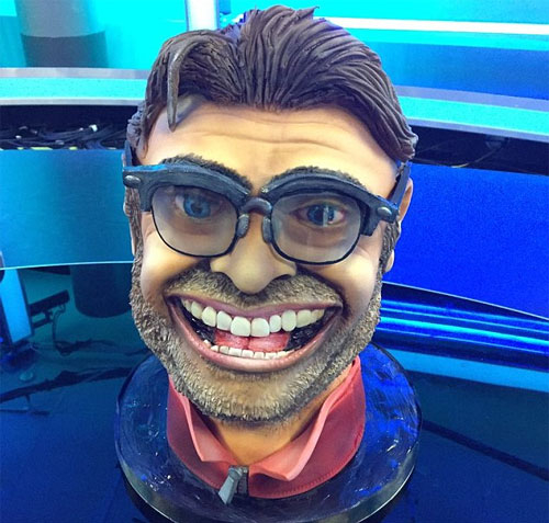nghe-nhan-mat-bon-ngay-de-lam-banh-mung-sinh-nhat-klopp