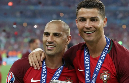 Bạn thân ám chỉ Ronaldo xứng đáng phải chịu phạt 2 Quaresma: 'Những kẻ chỉ trích thực ra chẳng biết gì về Ronaldo' - Báo VnExpress Thể thao