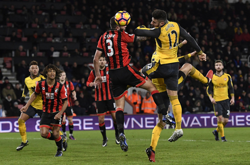 arsenal-thoat-thua-sau-khi-bi-dan-ba-ban-2