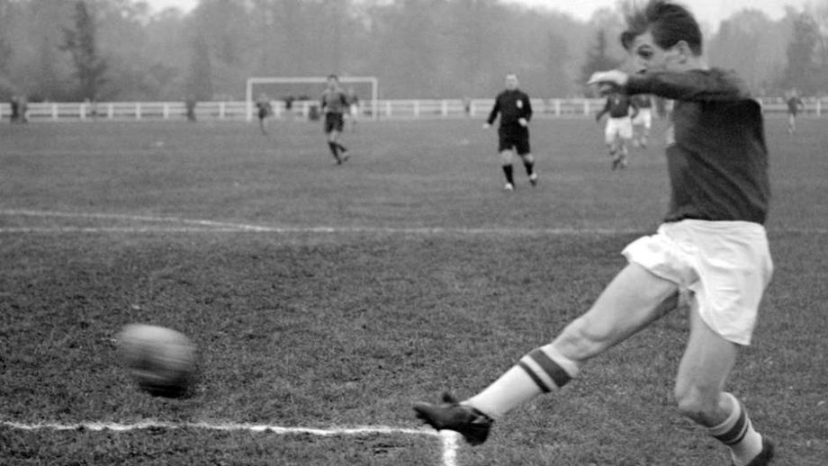 Các trận đấu kinh điển trong lịch sử bóng đá - Những khoảnh khắc không thể quên