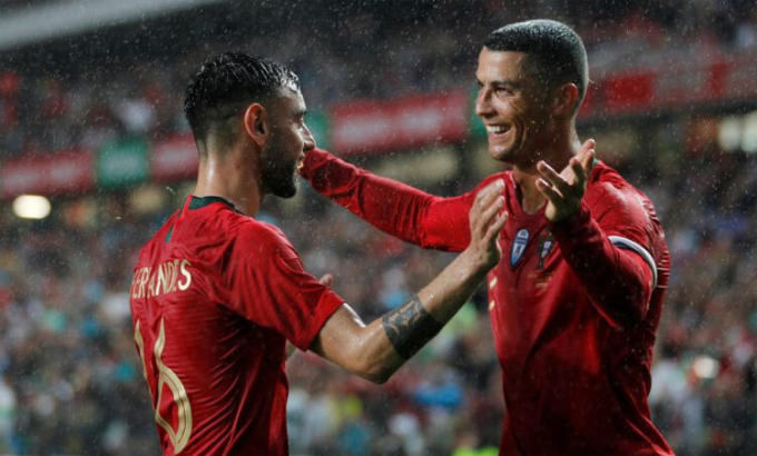 Ronaldo là thần tượng của Fernandes. Ảnh: Reuters.