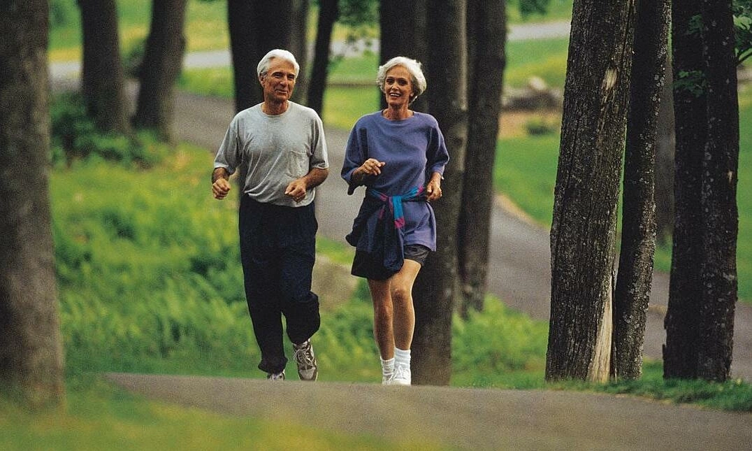 Mẹo giúp người tuổi trung niên cải thiện tốc độ chạy bộ - Báo VnExpress Thể thao