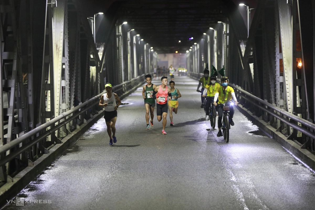 Ảnh VnExpress Marathon Huế - 2