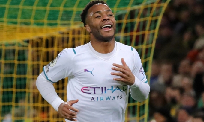 Sterling muốn đến Chelsea để được ra sân nhiều hơn. Ảnh: Reuters.