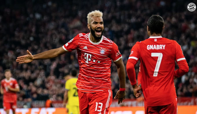 Choupo-Moting mừng bàn ấn định tỷ số 2-0 trước Inter trên sân Allianz ngày 1/11. Ảnh: FC Bayern