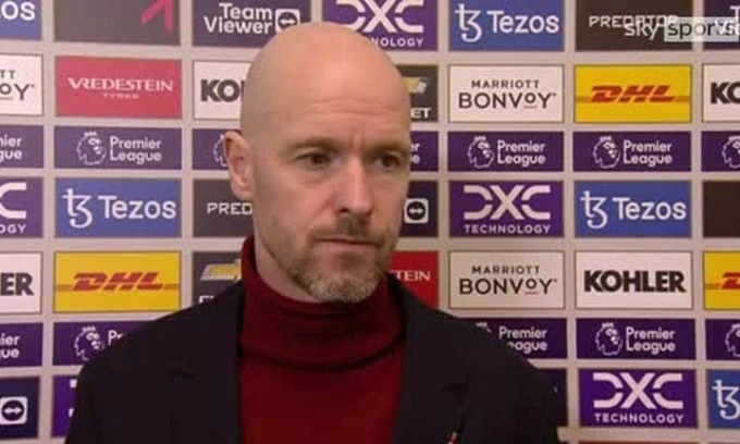 HLV Erik ten Hag trong phỏng vấn sau trận hoà Leeds trên sân Old Trafford ở trận bù vòng tám Ngoại hạng Anh tối 8/2/2023. Ảnh: chụp màn hình