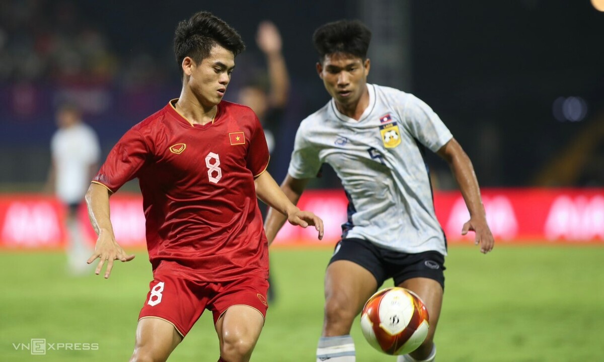 Việt Nam thắng nhọc trận ra quân SEA Games