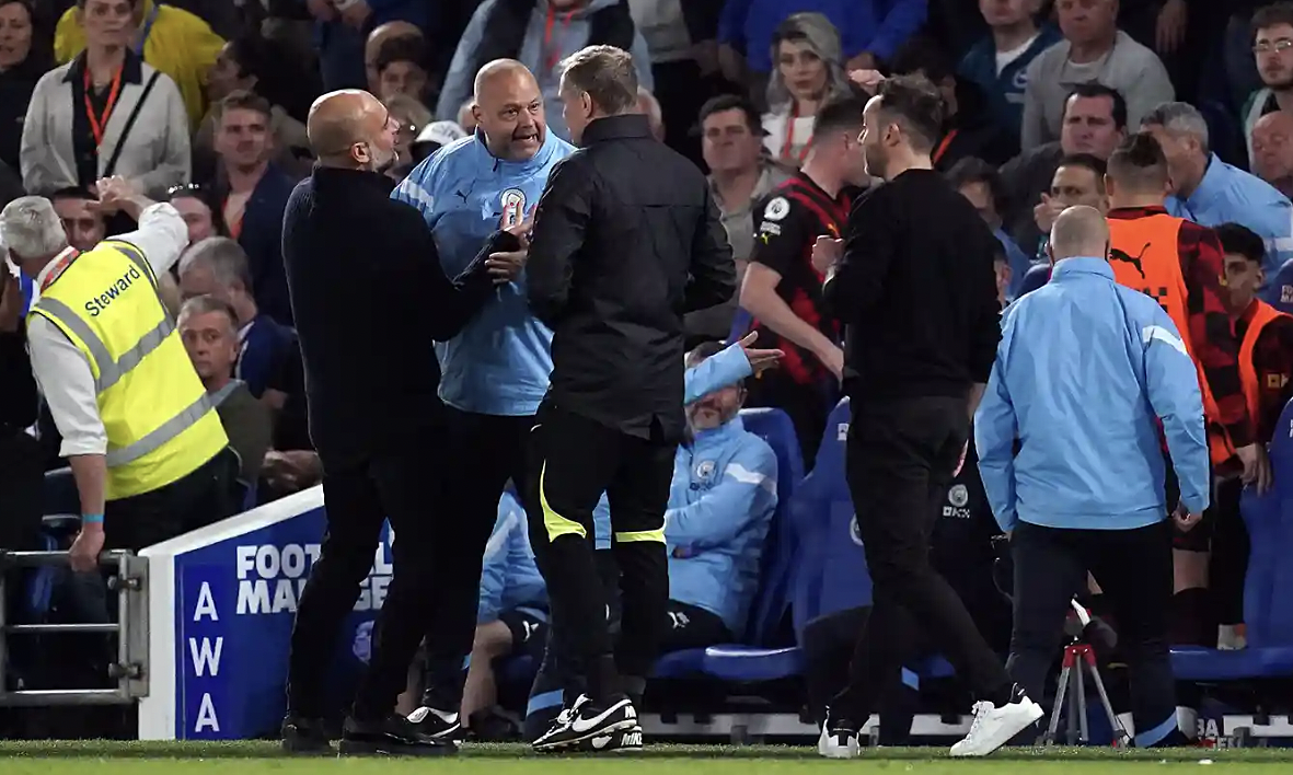 Guardiola quát trọng tài ở Ngoại hạng Anh