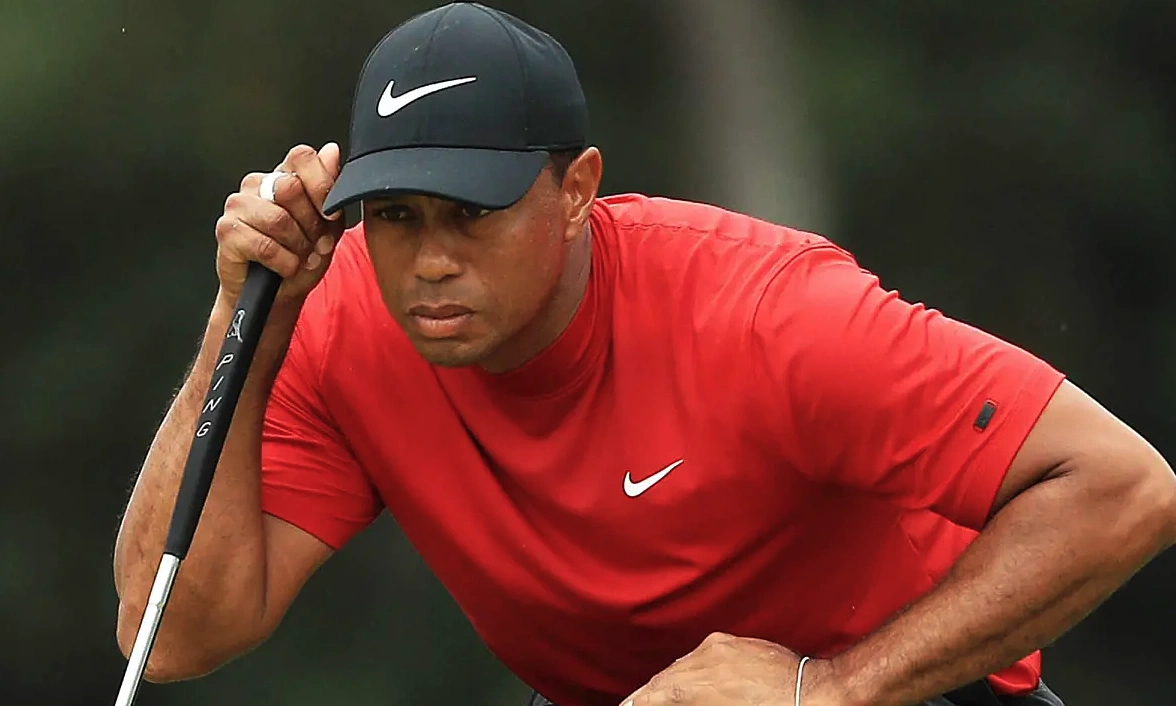 Tiger Woods chia tay Nike sau 27 năm gắn bó - Báo VnExpress Thể thao