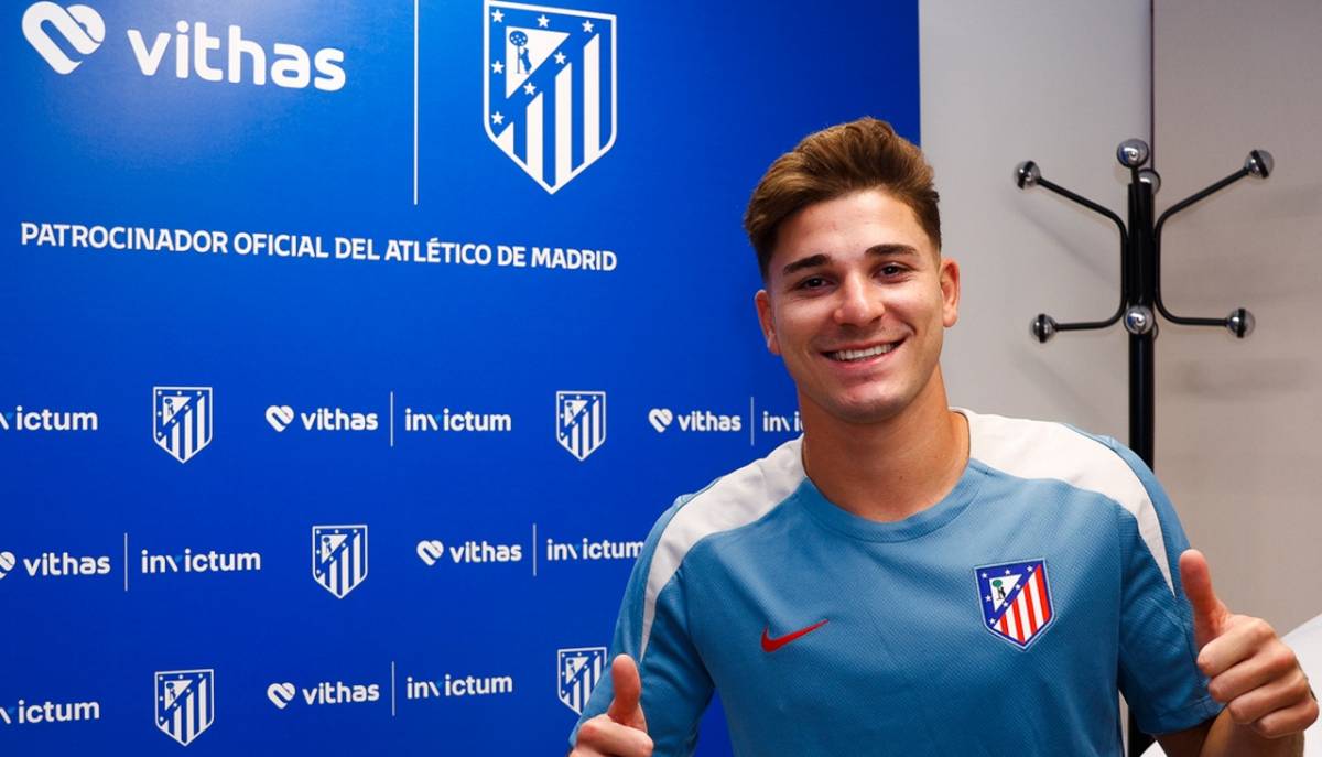 Julian Alvarez gia nhập Atletico hôm 12/8 với giá hơn 80 triệu USD từ Man City. Ảnh: Atletico Madrid