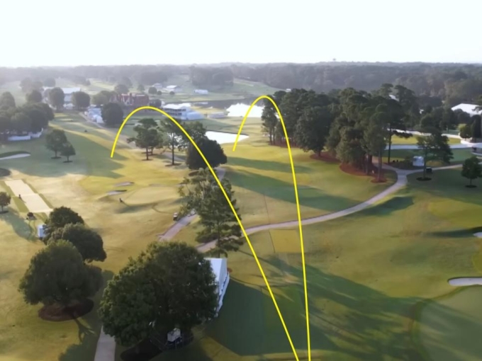 Hai hướng đánh của Scheffler, đưa bóng vào các hố 18 và hố 10. Ảnh: Golf Digest
