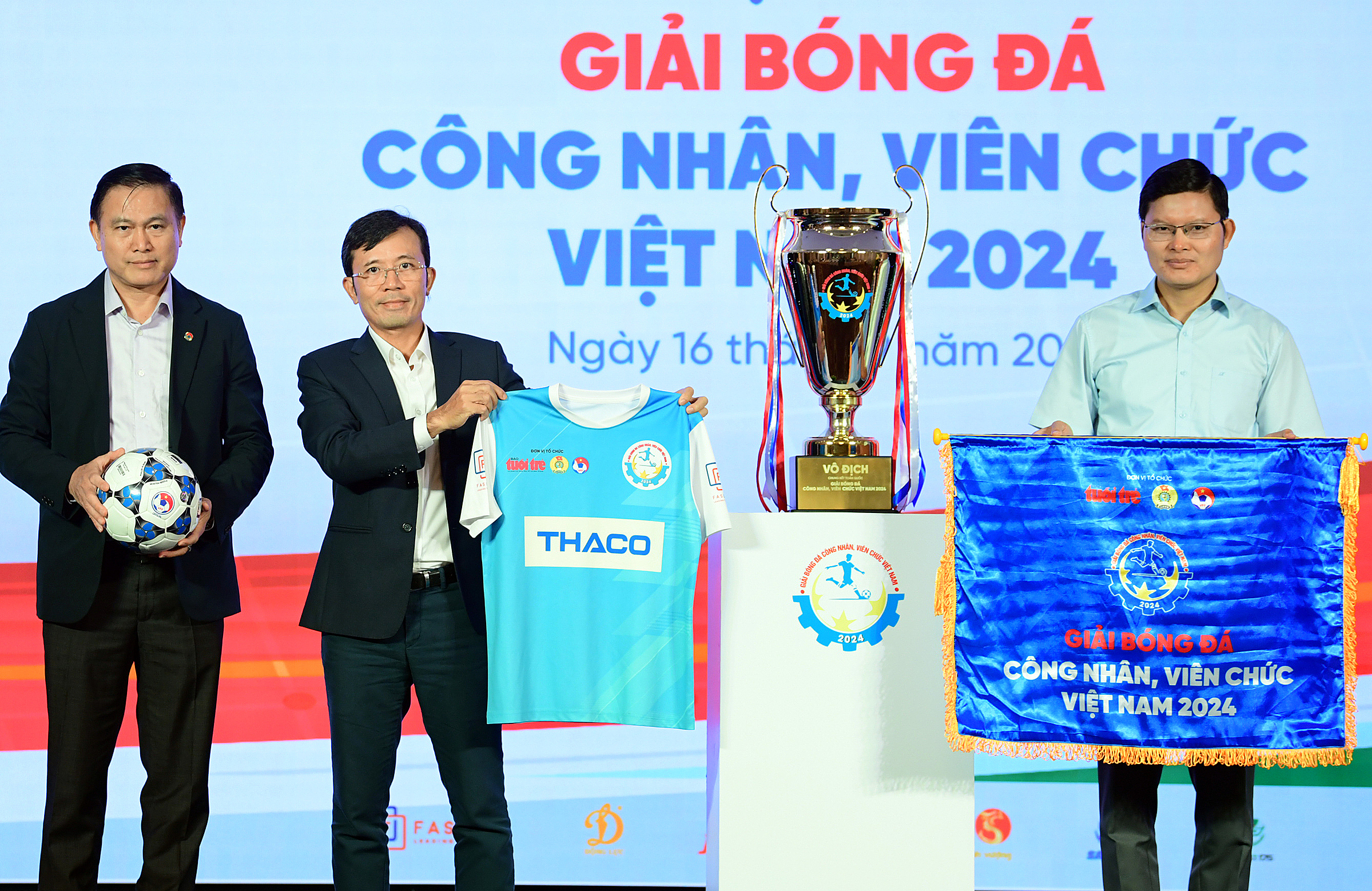 Ban tổ chức họp công bố giải đấu chiều 16/9 tại TP HCM. Ảnh: Quang Định.