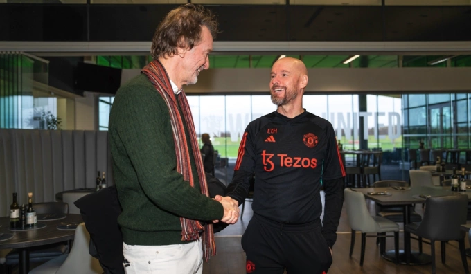 Ratcliffe gặp gỡ Ten Hag hồi tháng 1/2024, trước khi ông tiếp quản vị trí trong ban lãnh đạo Man Utd. Ảnh: Man Utd