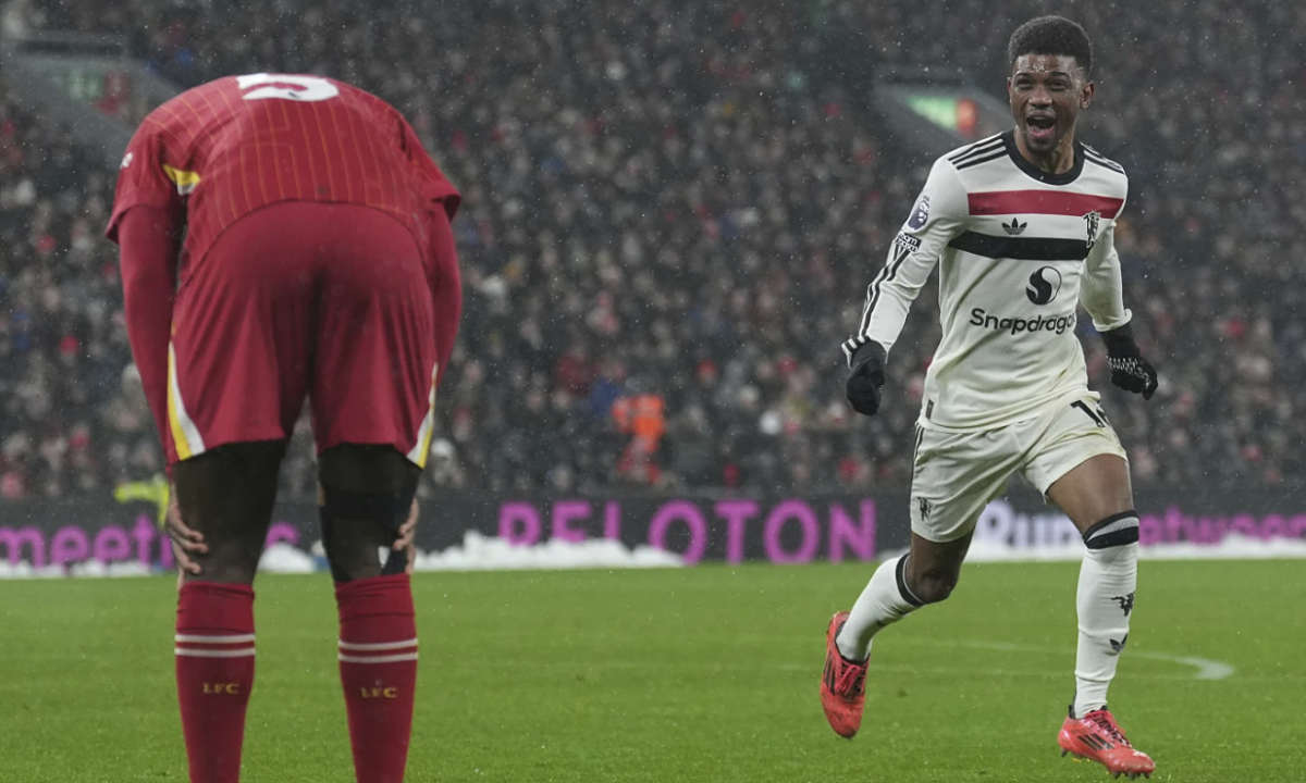 Liverpool thoát thua Man Utd