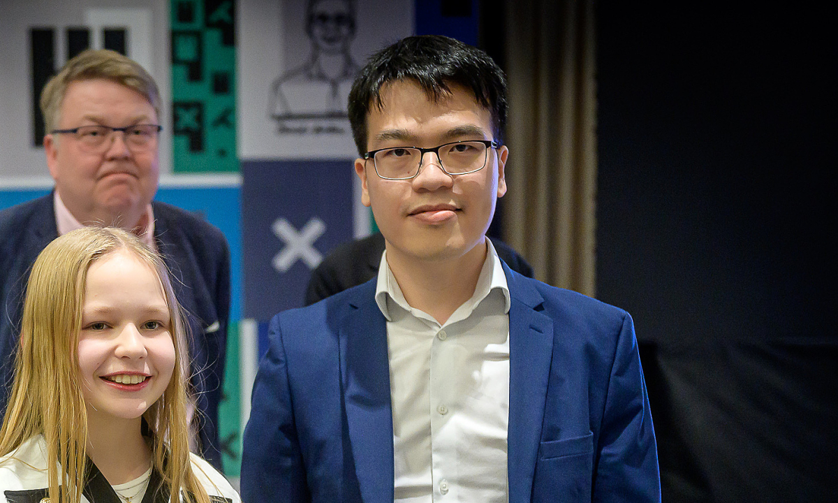 Quang Liêm đạt độ chính xác 97% ở ván một Prague Masters