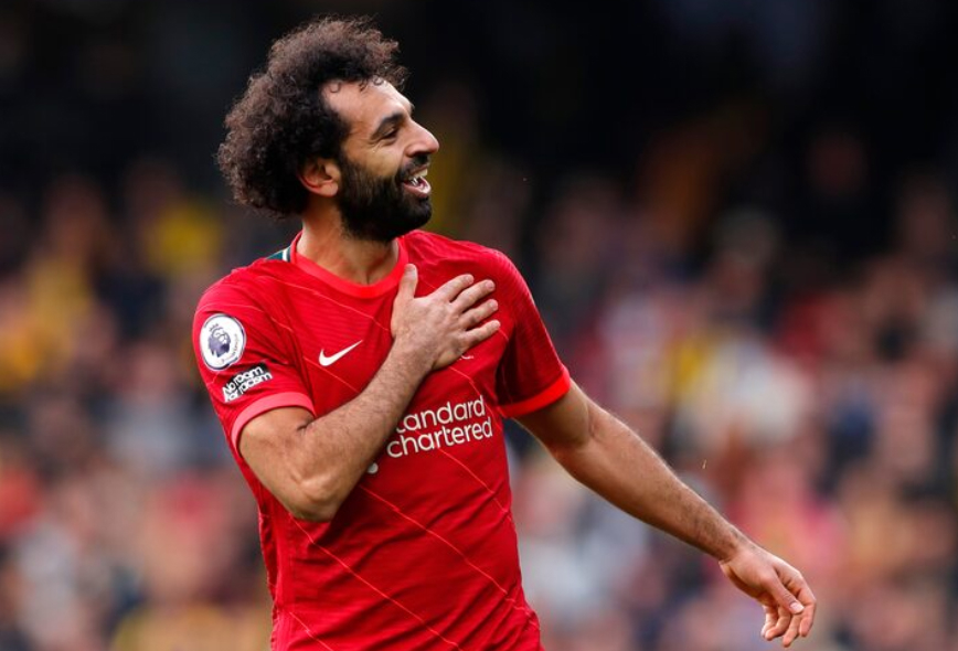 Salah gia hạn với Liverpool