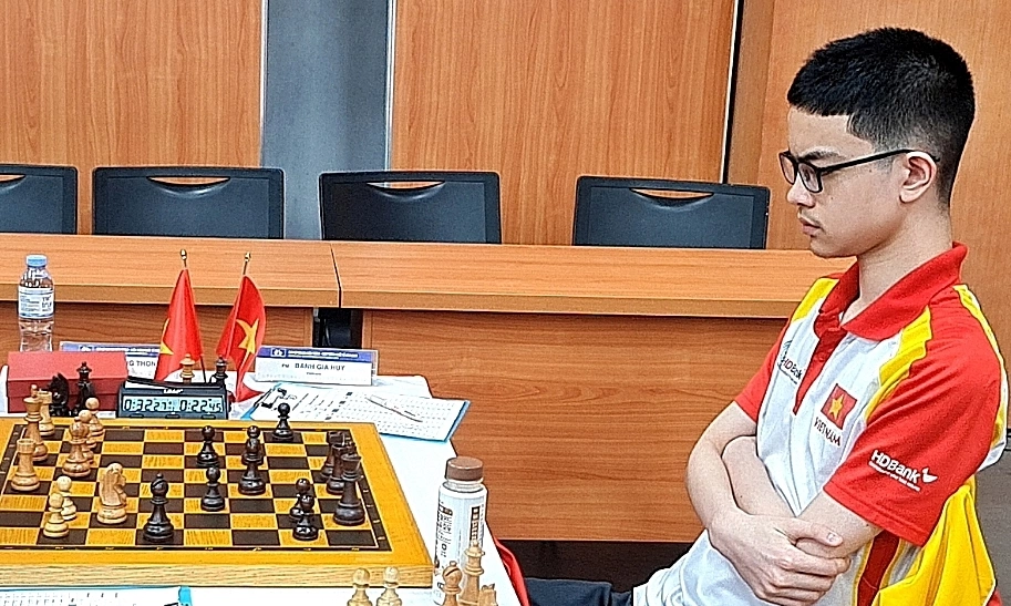 Kỳ thủ Gia Huy giành chuẩn Đại kiện tướng đầu tiên