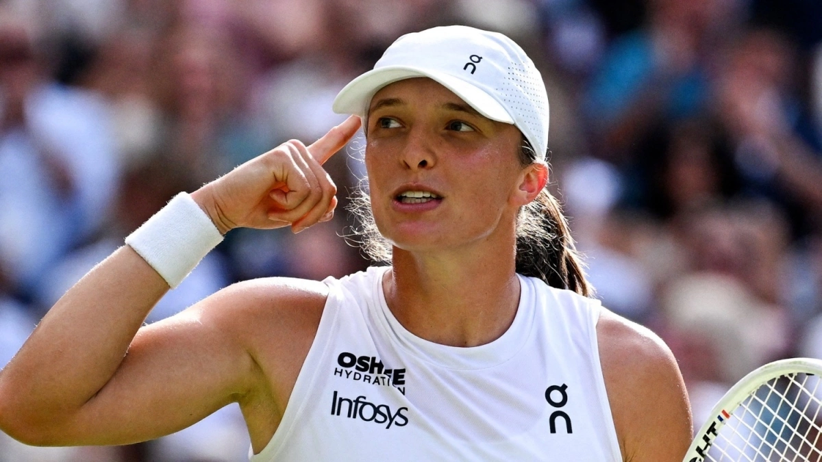 Nhà vô địch nữ Wimbledon: 'Hãy để tôi yên'