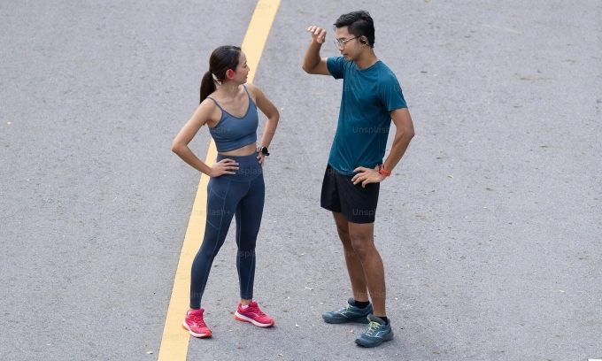 Chạy bộ không được xem là cái cớ lý tưởng cho những cuộc hẹn đầu tiên.