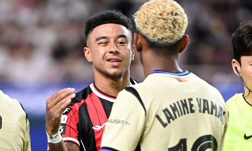 Lamine Yamal xin đổi áo của Lingard