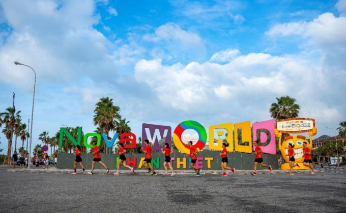 VĐV tham gia chạy bộ tại NovaWorld Phan Thiet. Ảnh: NovaWorld