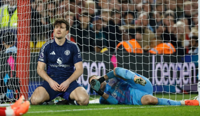 Harry Maguire tiếc nuối khi lỡ cơ hội ở phút bù thứ bảy trận Man Utd thua Nottingham Forest trên sân City Ground, thị trấn West Bridgford, thành phố Nottingham, hạt East Midlands, vòng 30 Ngoại hạng Anh tối 1/4/2025. Ảnh: APL