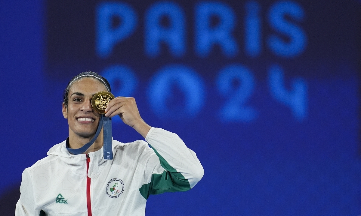 Imane Khelif - cuộc đời trong tâm bão kể từ HC vàng Olympic
