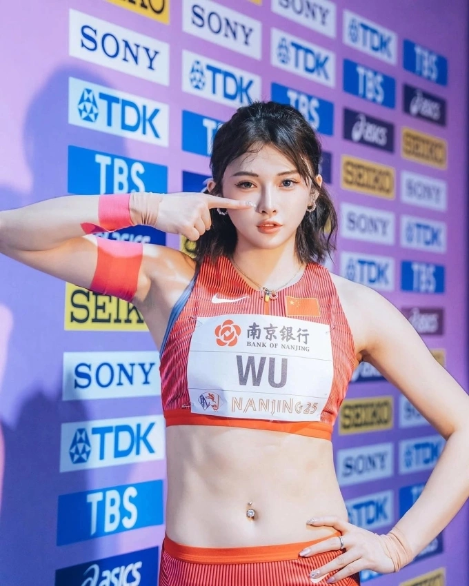 Wu Yanni tại giải Vô địch điền kinh trong nhà thế giới 2025 ở Nam Kinh, Trung Quốc. Ảnh: Instagram / wuyanni_jennie