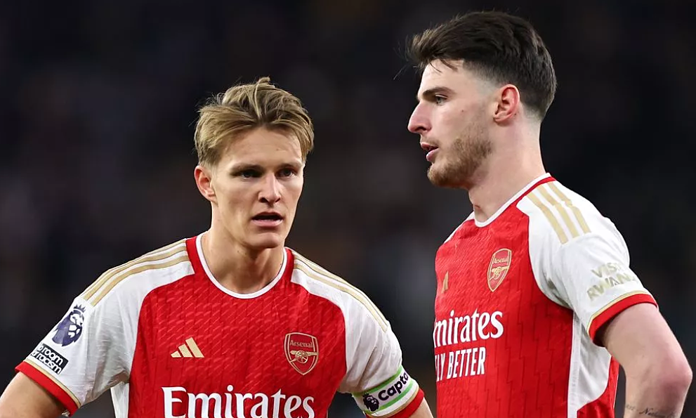 Tony Adams: 'Arsenal khó vô địch nếu Odegaard còn làm đội trưởng'
