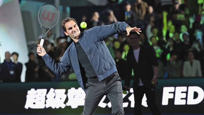 Federer trong buổi giao lưu với khán giả Thượng Hải năm 2023. Ảnh: Reuters