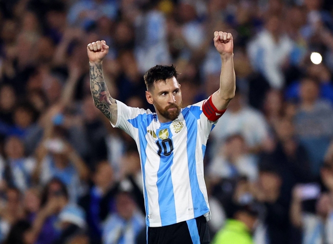 Messi mừng hat-trick trong trận Argentina 6-0 Bolivia tại sân Monumental hôm 15/10/2024. Ảnh: Reuters