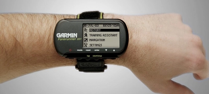Chiếc Garmin Forerunner 201. Ảnh: Garmin