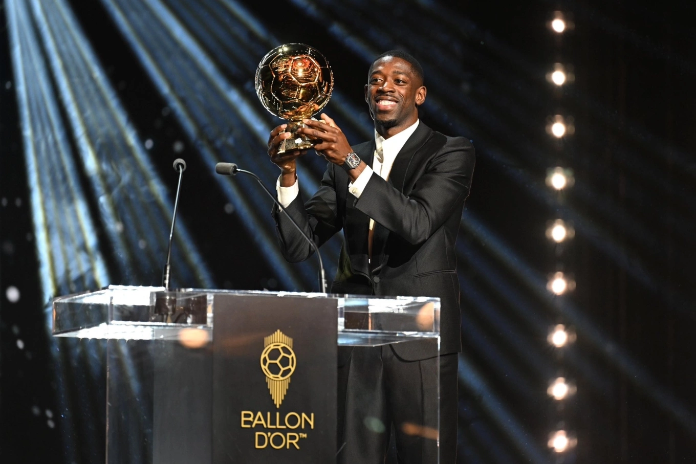 Quả bóng vàng 2026: Cuộc chiến tay đôi giữa Ousmane Dembele vs Declan Rice 1 download 12 1758597205 3359 1758597404