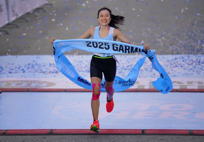 Lê Thị Hà vô địch 21km nữ. Ảnh: Garmin