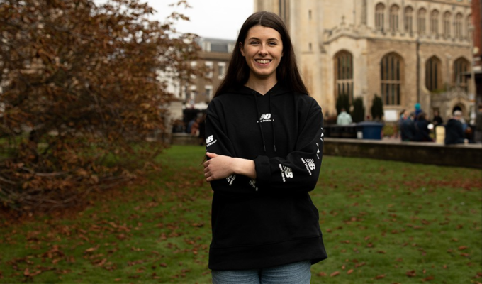 Amy Hunt tại Đại học Cambridge. Ảnh: Cambridge