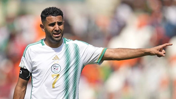 Mahrez giúp Algeria hạ Somalia 3-0 ở vòng loại World Cup tối 9/10. Ảnh: AFP