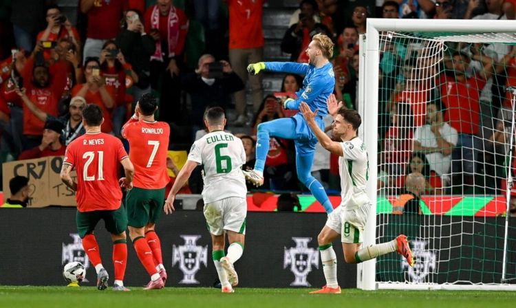 Kelleher cản phạt đền Ronaldo