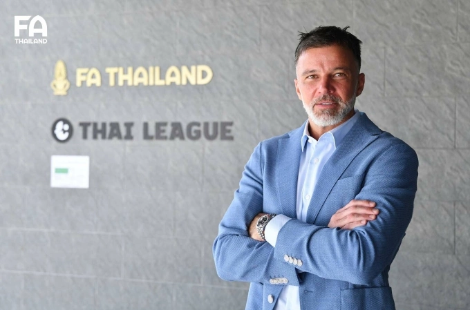 HLV Anthony Hudson được LĐBĐ Thái Lan chọn thay thế Masatada Ishii dẫn dắt đội tuyển Quốc gia. Ảnh: FAT