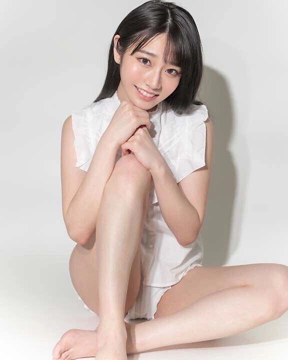 Nữ diễn viên Saika Kawakita.