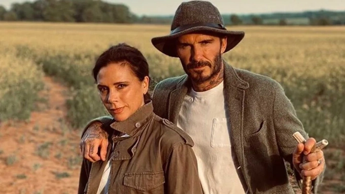 Beckham khoe thú vui điền viên Beckham và Victoria trên tạp chí Country Life.