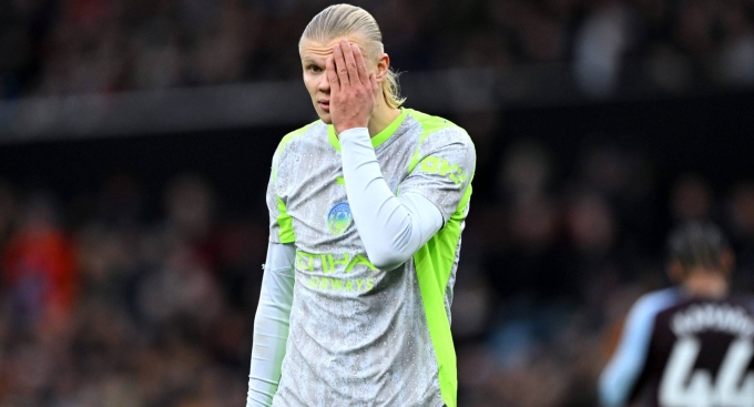 Haaland thất vọng trong trận Aston Villa 1-0 Man City ở vòng chín Ngoại hạng Anh hôm 26/10. Ảnh: AFP