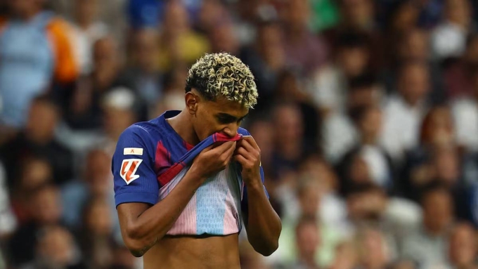 Yamal thi đấu trong trận Real 2-1 Barca ở vòng 10 La Liga hôm 26/10. Ảnh: AS