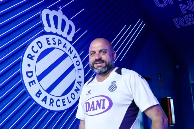 Manolo đang cùng Espanyol bay cao, vào top 5 La Liga. Ảnh: Esportiu Maresme